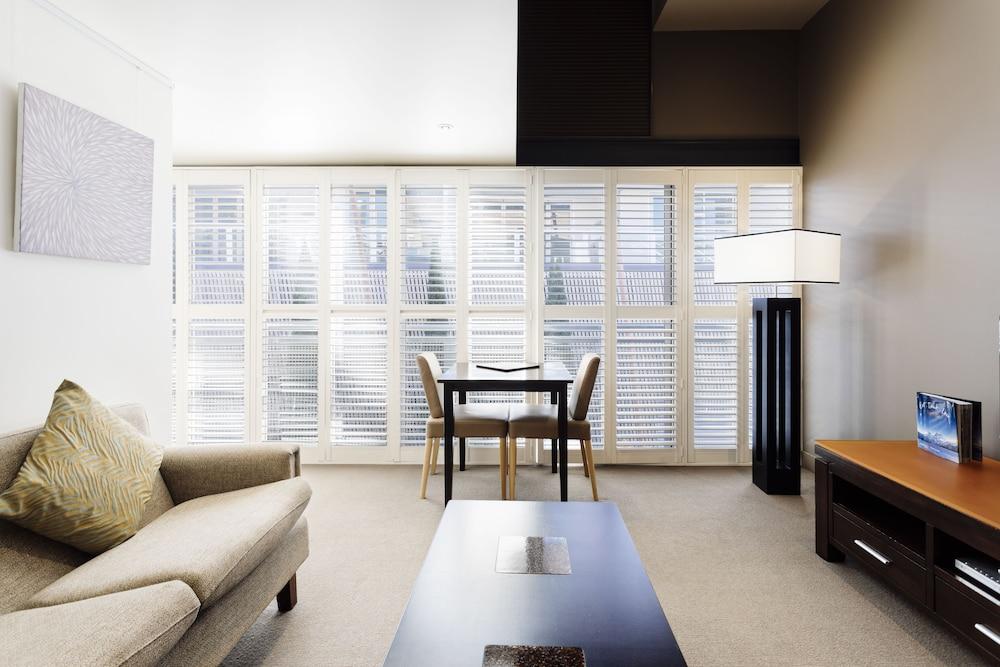 The Henry Jones Art Hotel Hobart Exteriör bild Interior shutters