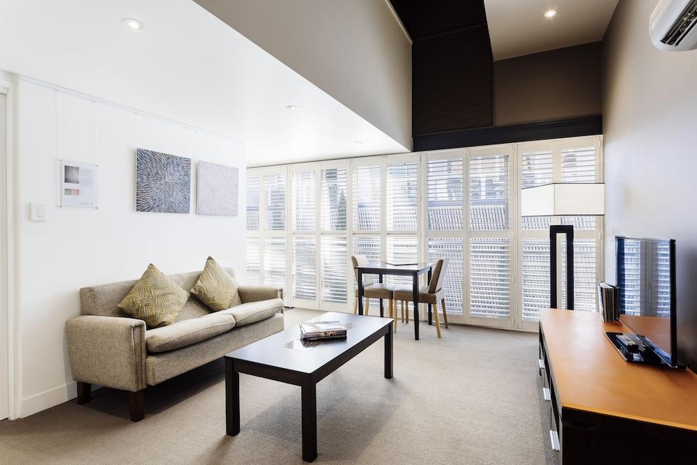 The Henry Jones Art Hotel Hobart Exteriör bild A typical apartment at the hotel