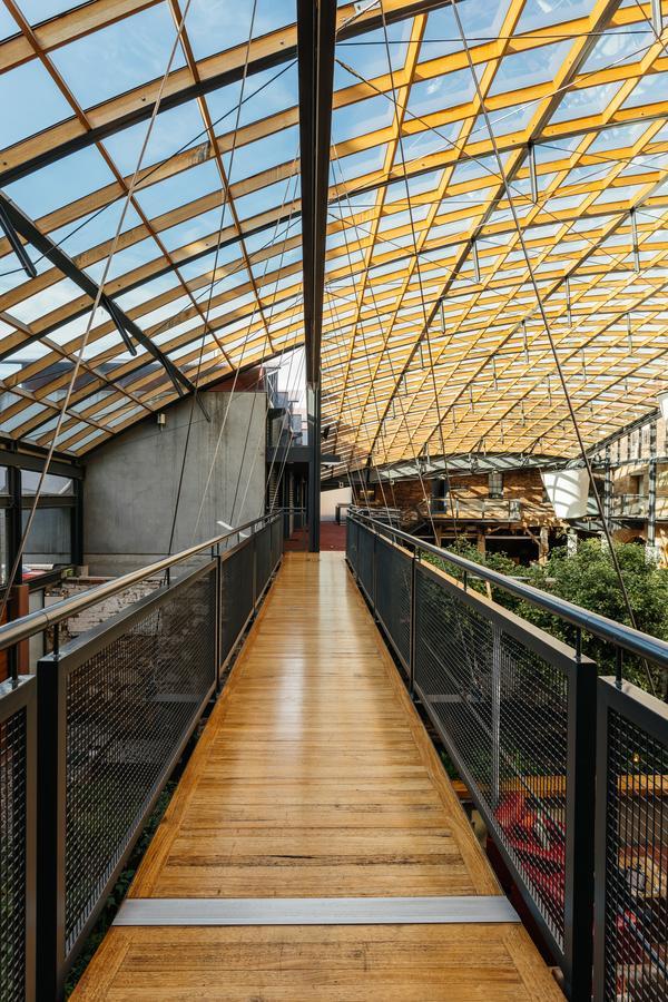The Henry Jones Art Hotel Hobart Exteriör bild Skywalk