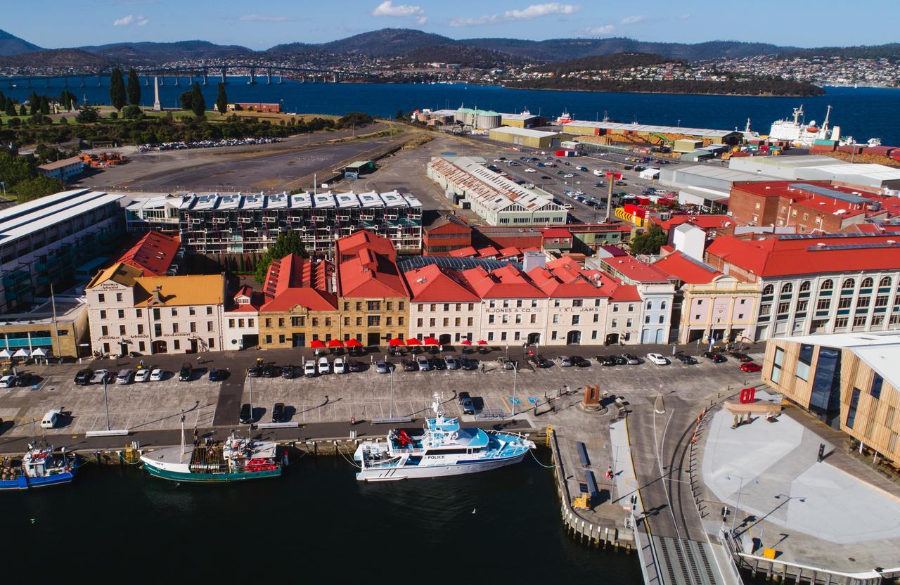The Henry Jones Art Hotel Hobart Exteriör bild Aerial view of the Port of Devonport